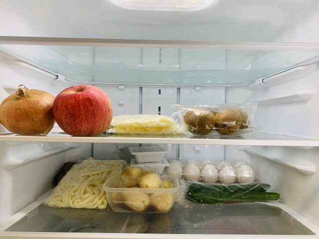 空きスペースのある冷蔵庫