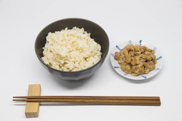 玄米ご飯と納豆